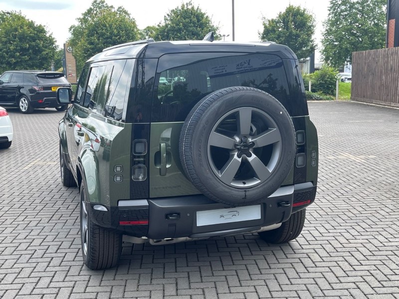  LAND ROVER DEFENDER 3.0 D250 X-Dynamic HSE 110 5dr Auto 5508320