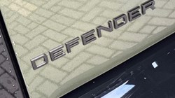 LAND ROVER DEFENDER 3.0 D350 X-Dynamic HSE 110 5dr Auto 5974999