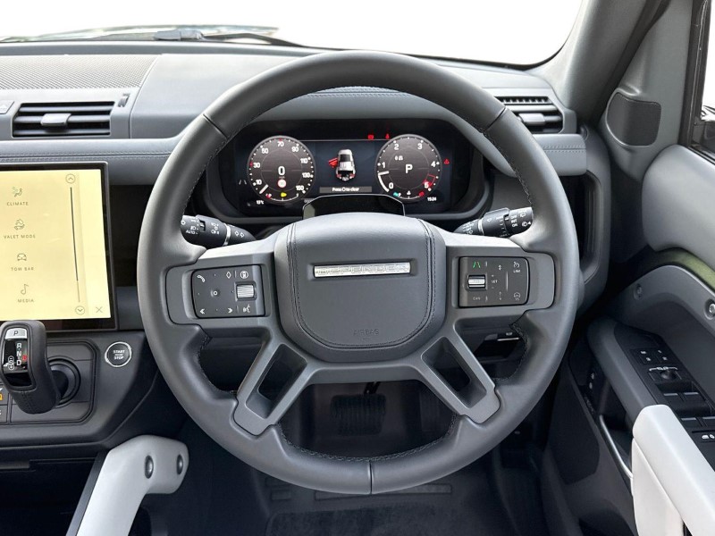 LAND ROVER DEFENDER 3.0 D350 X-Dynamic HSE 110 5dr Auto 5974976