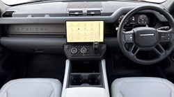LAND ROVER DEFENDER 3.0 D350 X-Dynamic HSE 110 5dr Auto 5974970
