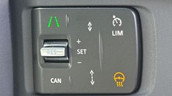 LAND ROVER DEFENDER 3.0 D350 X-Dynamic HSE 110 5dr Auto 5974989