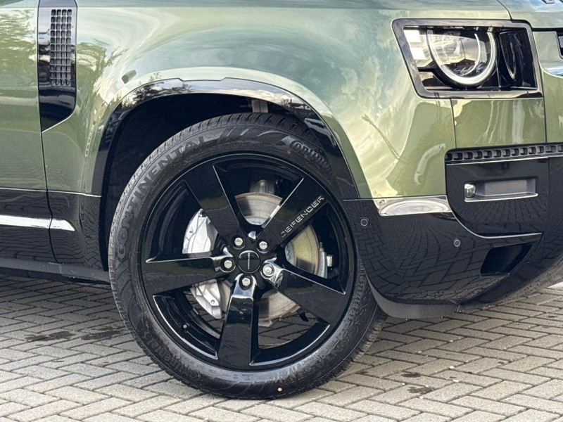 LAND ROVER DEFENDER 3.0 D350 X-Dynamic HSE 110 5dr Auto 5974995