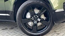 LAND ROVER DEFENDER 3.0 D350 X-Dynamic HSE 110 5dr Auto 5974997