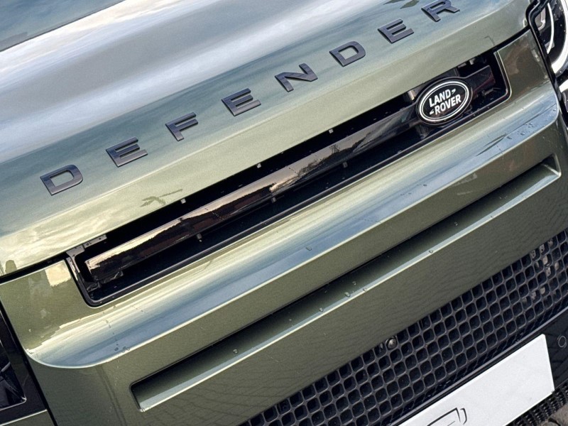 LAND ROVER DEFENDER 3.0 D350 X-Dynamic HSE 110 5dr Auto 5974996