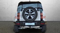LAND ROVER DEFENDER 3.0 D250 X-Dynamic HSE 110 5dr Auto 5839978