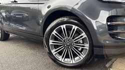 2024 (24) LAND ROVER RANGE ROVER EVOQUE 2.0 D200 Dynamic HSE 5dr Auto 4680173