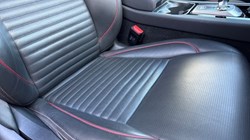 2023 (23) LAND ROVER DISCOVERY SPORT 2.0 D200 R-Dynamic HSE 5dr Auto 4692865