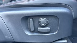 2023 (23) LAND ROVER DISCOVERY SPORT 2.0 D200 R-Dynamic HSE 5dr Auto 4692864