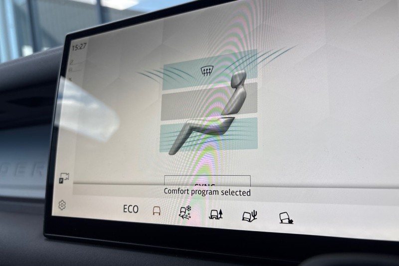 2025 (75) LAND ROVER DEFENDER 3.0 D250 X-Dynamic SE 110 5dr Auto 5168282