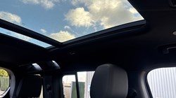 2025 (75) LAND ROVER DEFENDER 3.0 D250 X-Dynamic SE 110 5dr Auto 5168268