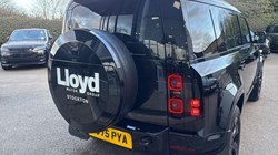 2025 (75) LAND ROVER DEFENDER 3.0 D250 X-Dynamic SE 110 5dr Auto 5168306