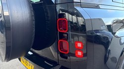 2025 (75) LAND ROVER DEFENDER 3.0 D250 X-Dynamic SE 110 5dr Auto 5168296