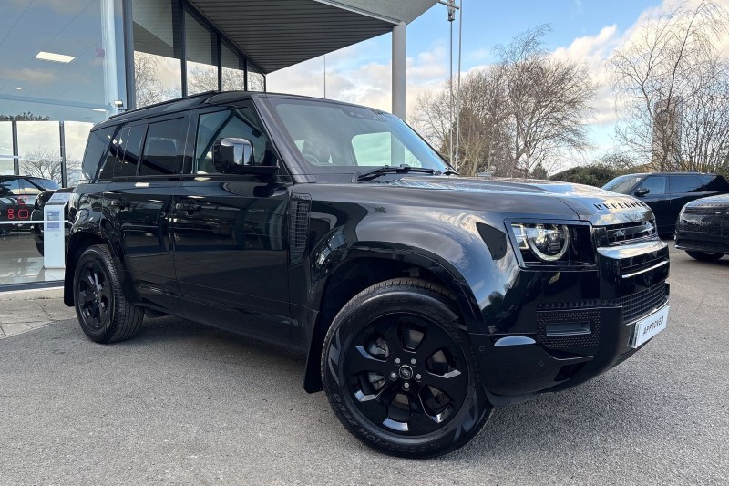2025 (75) LAND ROVER DEFENDER 3.0 D250 X-Dynamic SE 110 5dr Auto 5168293