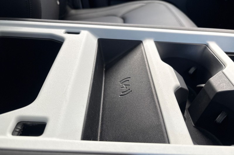 2025 (75) LAND ROVER DEFENDER 3.0 D250 X-Dynamic SE 110 5dr Auto 5168285