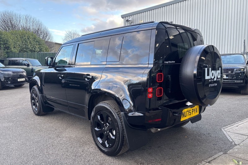 2025 (75) LAND ROVER DEFENDER 3.0 D250 X-Dynamic SE 110 5dr Auto 5168301