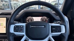 2025 (75) LAND ROVER DEFENDER 3.0 D250 X-Dynamic SE 110 5dr Auto 5168274