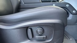 2025 (75) LAND ROVER DEFENDER 3.0 D250 X-Dynamic SE 110 5dr Auto 5168271