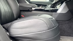 2025 (75) LAND ROVER RANGE ROVER 3.0 P550e Autobiography 4dr Auto 5123883