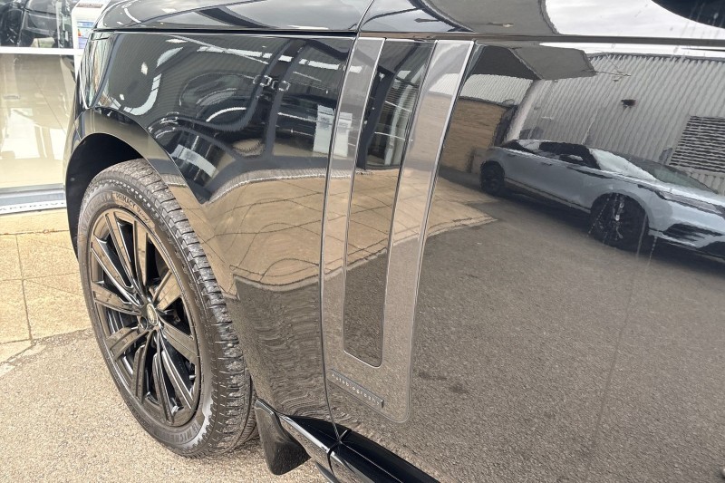 2025 (75) LAND ROVER RANGE ROVER 3.0 P550e Autobiography 4dr Auto 5123878