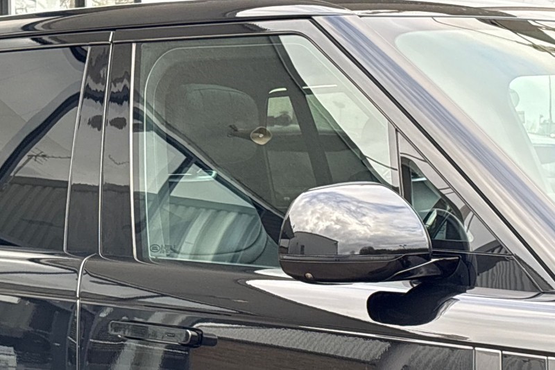 2025 (75) LAND ROVER RANGE ROVER 3.0 P550e Autobiography 4dr Auto 5123912