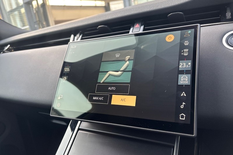 2025 (75) LAND ROVER RANGE ROVER EVOQUE 2.0 D200 Dynamic SE 5dr Auto 5205736