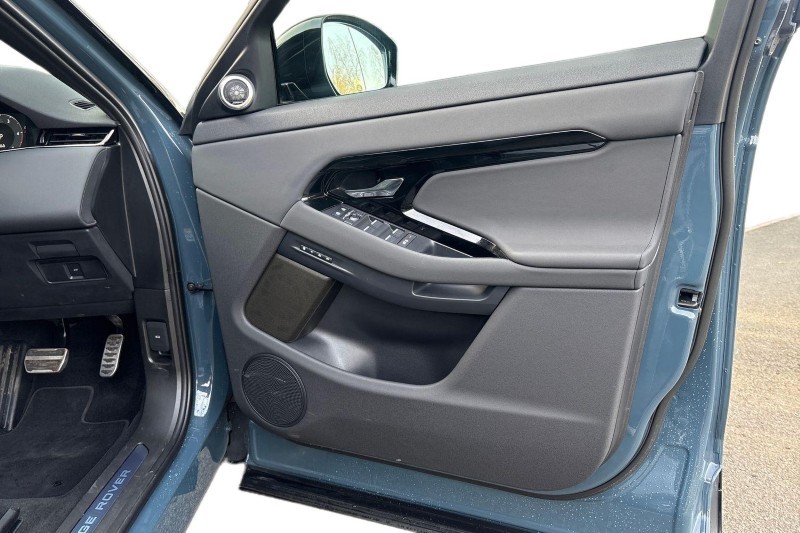 2025 (75) LAND ROVER RANGE ROVER EVOQUE 2.0 D200 Dynamic SE 5dr Auto 5205724