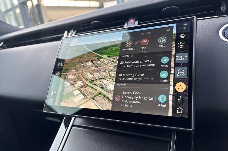 2025 (75) LAND ROVER RANGE ROVER EVOQUE 2.0 D200 Dynamic SE 5dr Auto 5205733