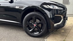 2022 (22) JAGUAR F-PACE 2.0 D200 R-Dynamic S 5dr Auto AWD 4638191