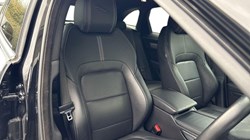 2022 (22) JAGUAR F-PACE 2.0 D200 R-Dynamic S 5dr Auto AWD 4638170