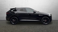 2022 (22) JAGUAR F-PACE 2.0 D200 R-Dynamic S 5dr Auto AWD 4638148