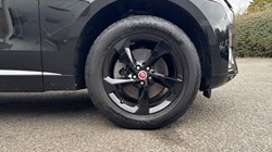 2022 (22) JAGUAR F-PACE 2.0 D200 R-Dynamic S 5dr Auto AWD 4638151