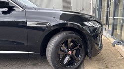 2022 (22) JAGUAR F-PACE 2.0 D200 R-Dynamic S 5dr Auto AWD 4638189