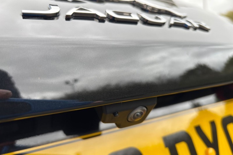 2022 (22) JAGUAR F-PACE 2.0 D200 R-Dynamic S 5dr Auto AWD 4638188