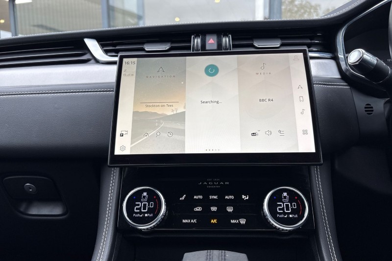 2022 (22) JAGUAR F-PACE 2.0 D200 R-Dynamic S 5dr Auto AWD 4638157