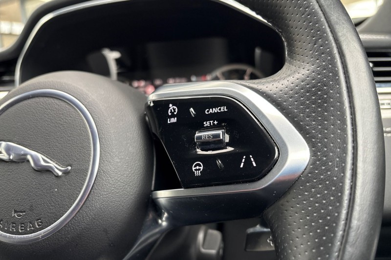 2022 (22) JAGUAR F-PACE 2.0 D200 R-Dynamic S 5dr Auto AWD 4638173