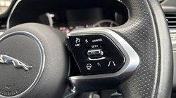 2022 (22) JAGUAR F-PACE 2.0 D200 R-Dynamic S 5dr Auto AWD 4638173