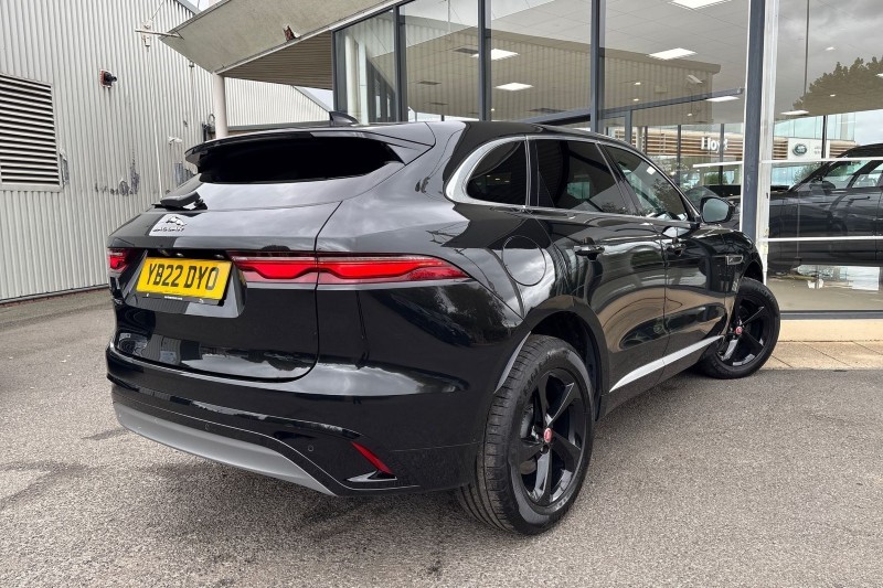 2022 (22) JAGUAR F-PACE 2.0 D200 R-Dynamic S 5dr Auto AWD 4638195