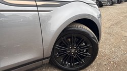2024 (24) LAND ROVER RANGE ROVER EVOQUE 1.5 P300e Dynamic SE 5dr Auto 4669855