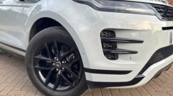 2025 (75) LAND ROVER RANGE ROVER EVOQUE 2.0 D200 Dynamic SE 5dr Auto 5196011