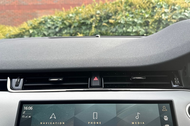 2025 (75) LAND ROVER RANGE ROVER EVOQUE 2.0 D200 Dynamic SE 5dr Auto 5196005