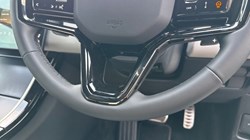 2025 (75) LAND ROVER RANGE ROVER EVOQUE 2.0 D200 Dynamic SE 5dr Auto 5195997