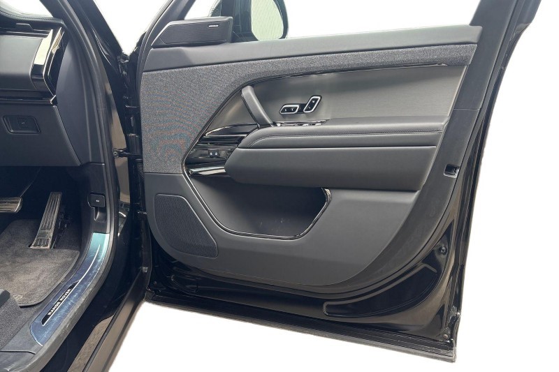 2025 (75) LAND ROVER RANGE ROVER SPORT 3.0 D300 Dynamic SE 5dr Auto 5124489