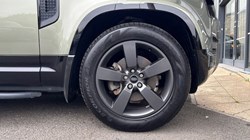 2023 (23) LAND ROVER DEFENDER 3.0 D250 X-Dynamic HSE 90 3dr Auto 4660891