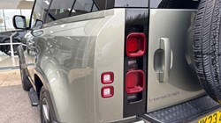 2023 (23) LAND ROVER DEFENDER 3.0 D250 X-Dynamic HSE 90 3dr Auto 4660902