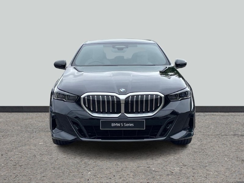 2025 (74) BMW 5 SERIES 520i M Sport 4dr Auto 3392076