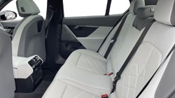 2025 (74) BMW 5 SERIES 520i M Sport 4dr Auto 3392072