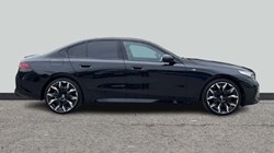 2025 (74) BMW 5 SERIES 520i M Sport 4dr Auto 3392063