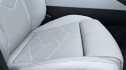 2025 (74) BMW 5 SERIES 520i M Sport 4dr Auto 3392085