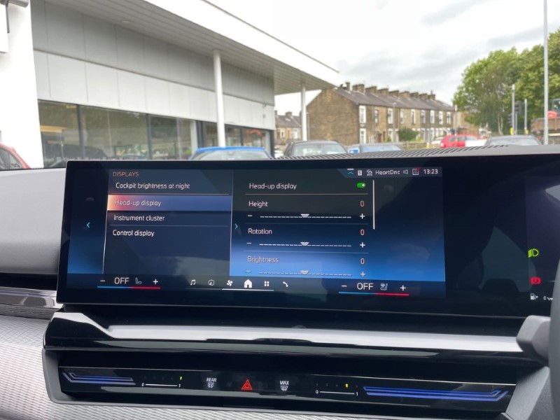 2025 (74) BMW 5 SERIES 520i M Sport 4dr Auto 3392092