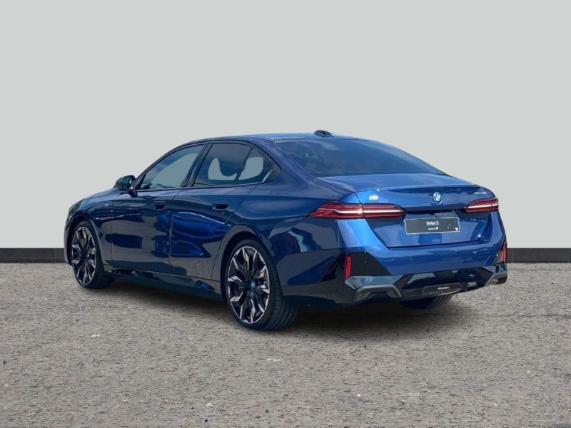 2025 (25) BMW I5 250kW eDrive40 M Sport 84kWh 4dr Auto [Tech PLUS/22kW] 3631265